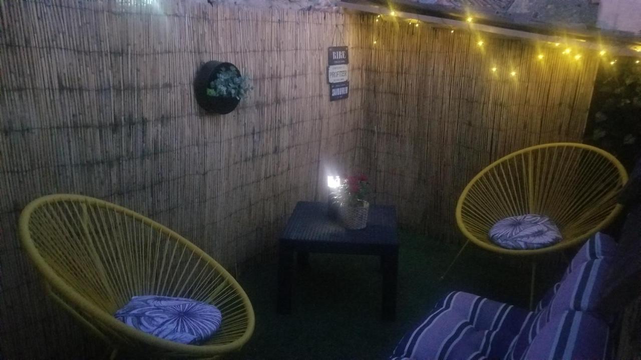 Chambre D'Hote La Petite Maison Du Puits 博莱讷 外观 照片
